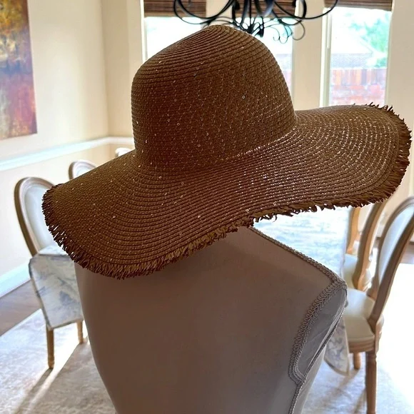David and Young Sunhat Tan with Silver Sparkling Large Brim Hat Beach Hat - Picture 4 of 11